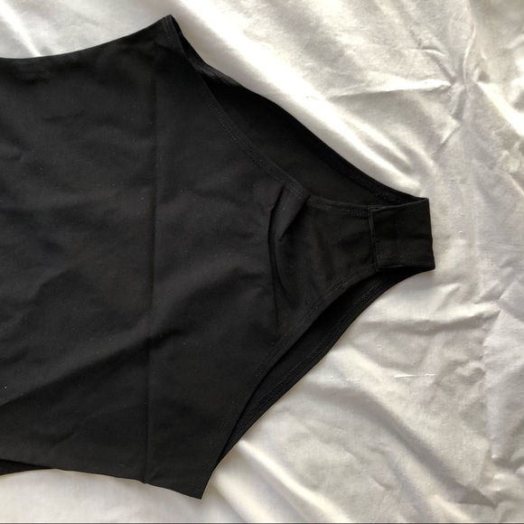 NWT One Shoulder Bodysuit - Picture 4 of 11